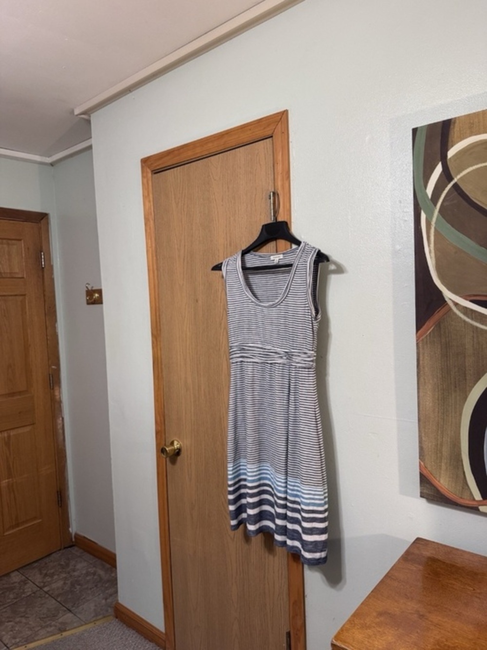 Max Studio Medium w/Stripes Sleeveless Scoop Neck Knee-Length A-Line Dress - EUC
